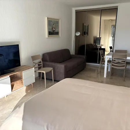 L'azur Spacieux - 6 Personnes - Wifi - Terrasse - Clim * Nizza